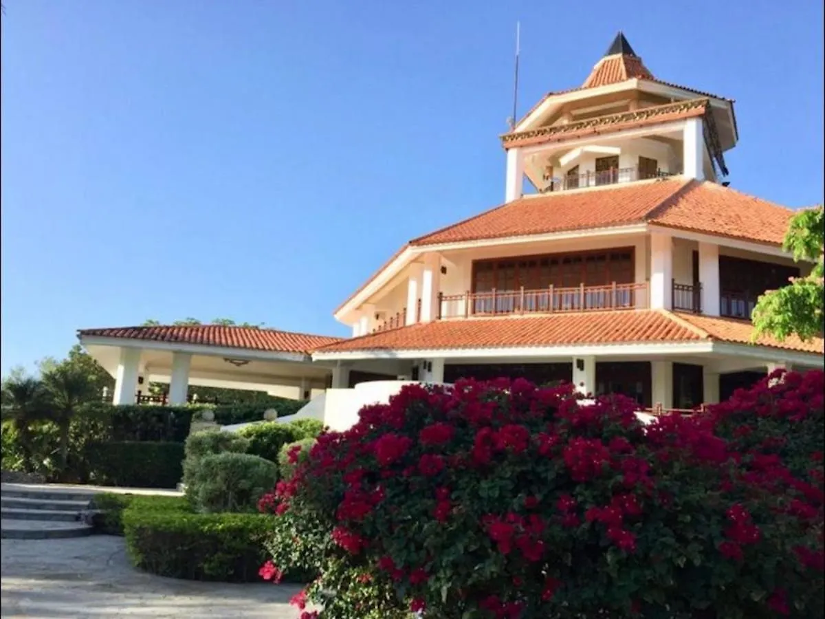 Las Brisas, Juan Dolio, 3Br, 3 Pools, Jacuzzi, Beach, Golf, Polo San Pedro de Macoris Apartment